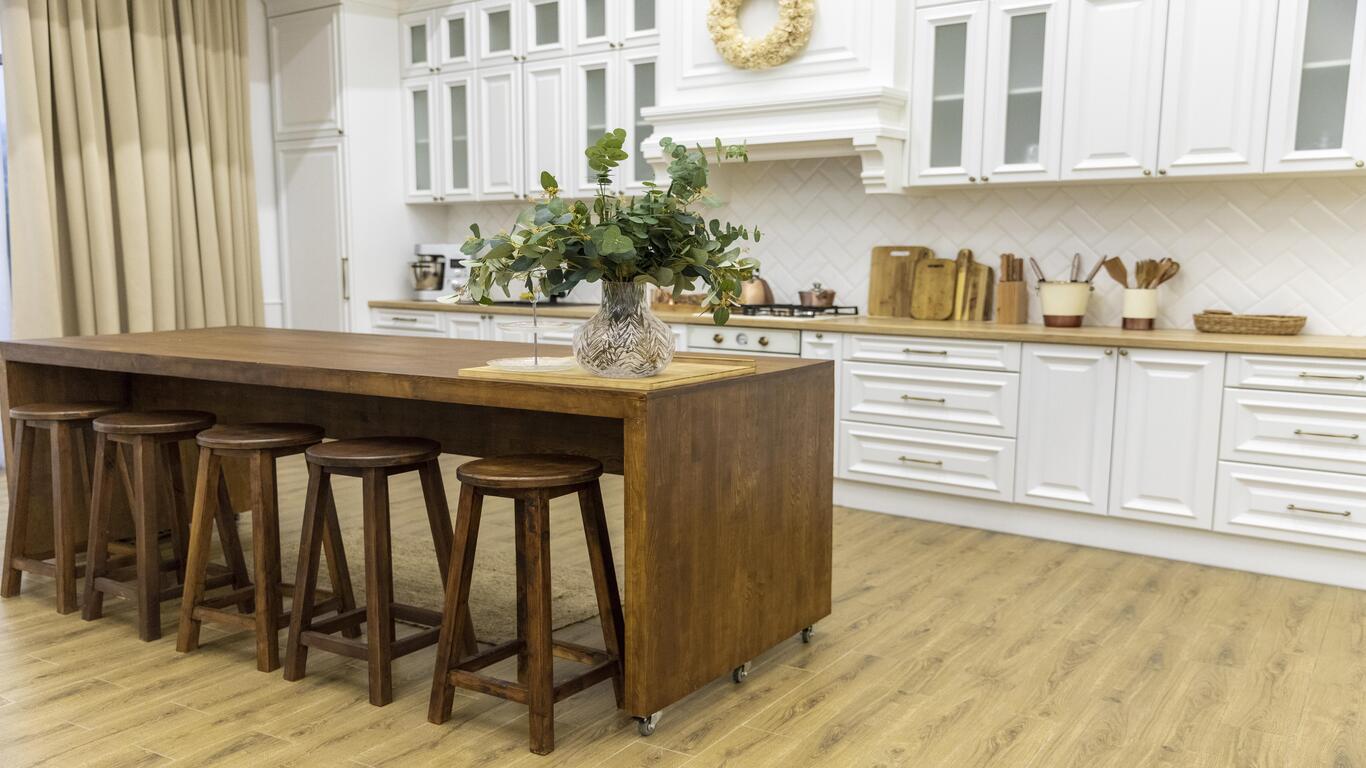 White Shaker Style Cabinets 