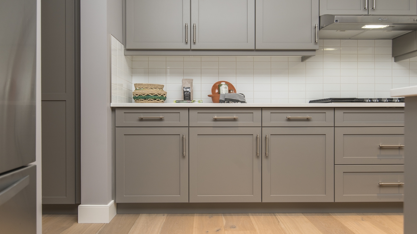 What Are Frameless Kitchen Cabinets?