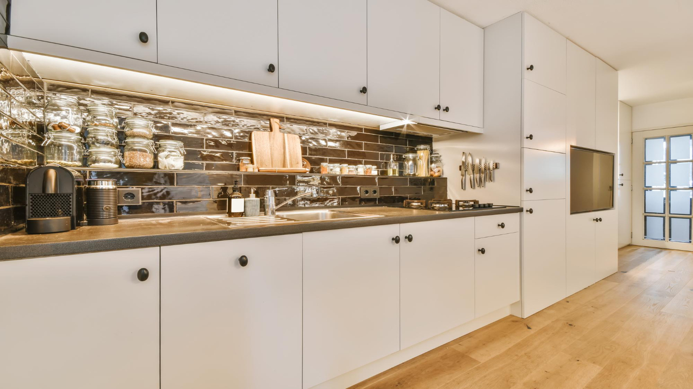 framed kitchen cabinets vs frameless