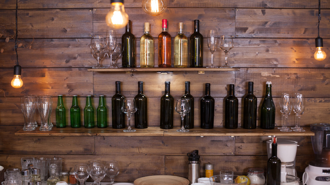 Why Choose Woodyart for Your Contemporary Home Bar